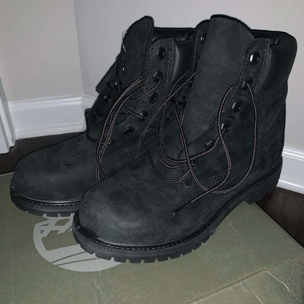 Brand new black timberland boots